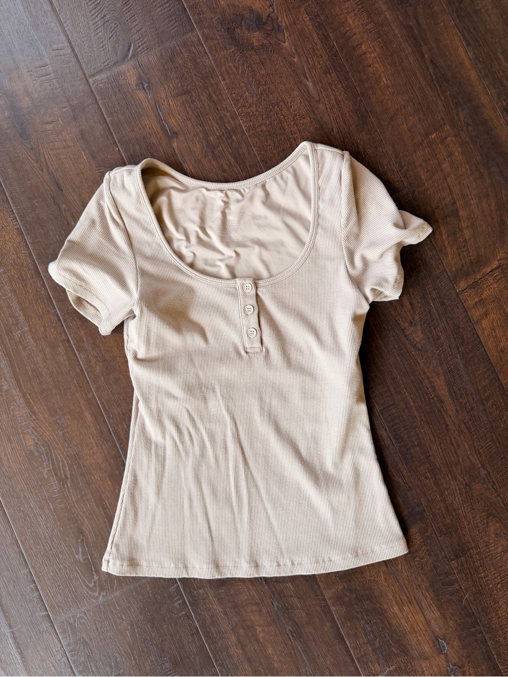 Women's Scoop Neck Short Sleeve Henley Top - Cream